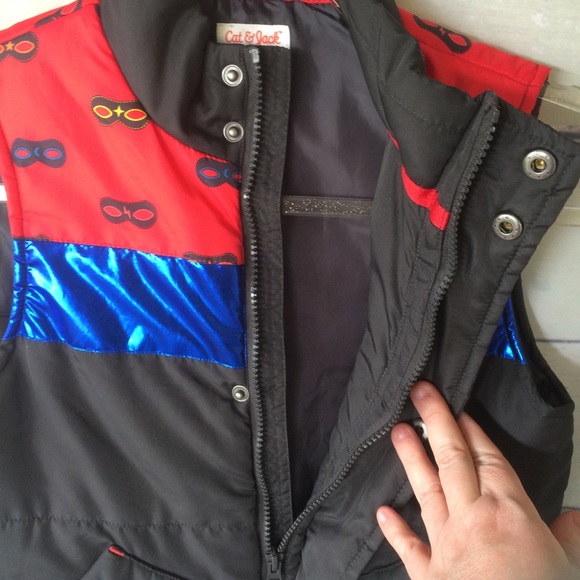 Boys Cat & Jack super Hero vest - Picture 3 of 5